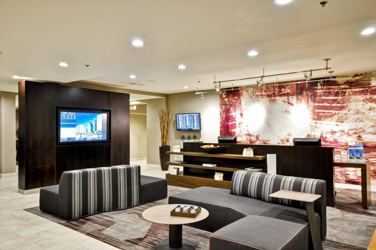 Courtyard By Marriott Jacksonville Airport/ Northeast Bagian luar foto