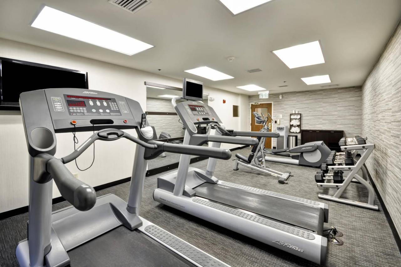 Courtyard By Marriott Jacksonville Airport/ Northeast Bagian luar foto