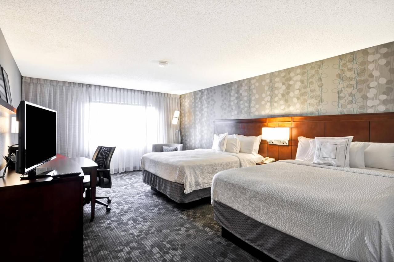 Courtyard By Marriott Jacksonville Airport/ Northeast Bagian luar foto