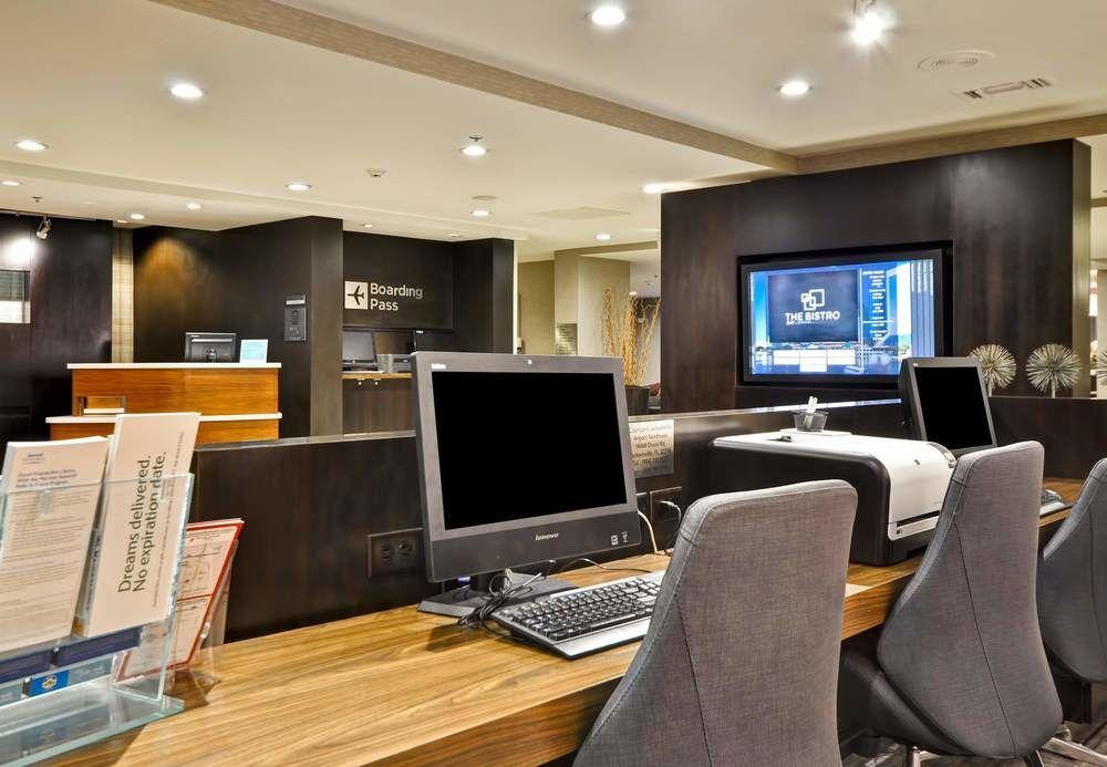 Courtyard By Marriott Jacksonville Airport/ Northeast Bagian luar foto