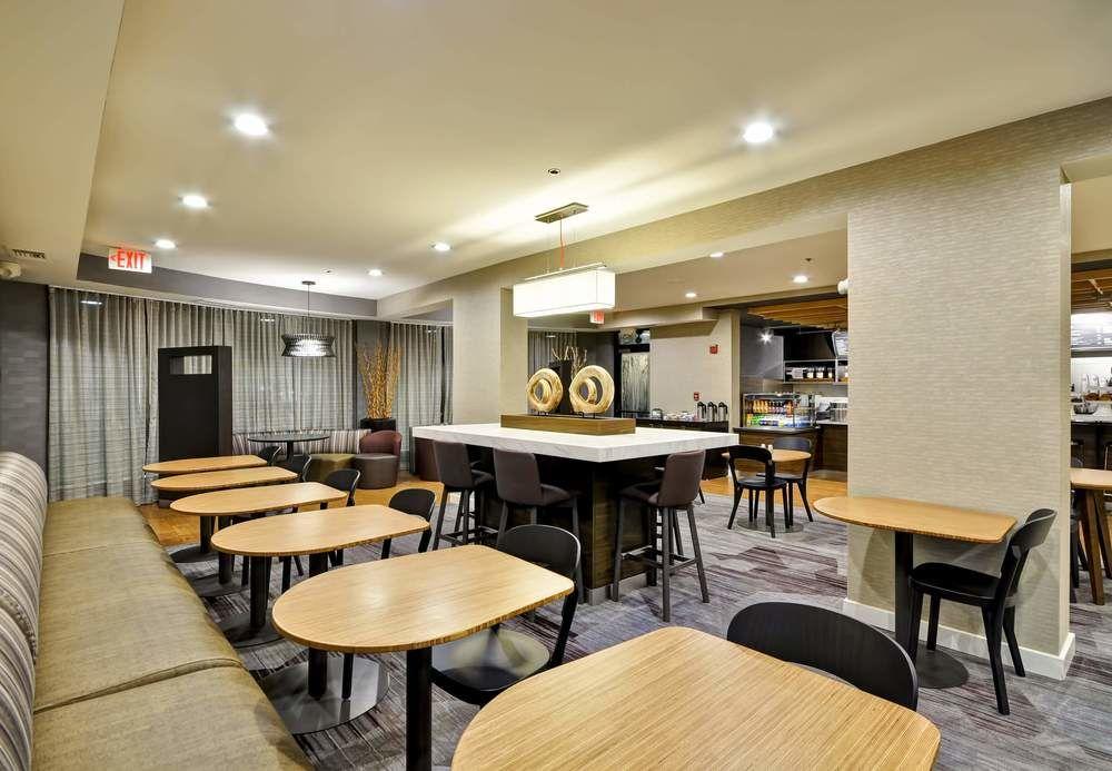 Courtyard By Marriott Jacksonville Airport/ Northeast Bagian luar foto