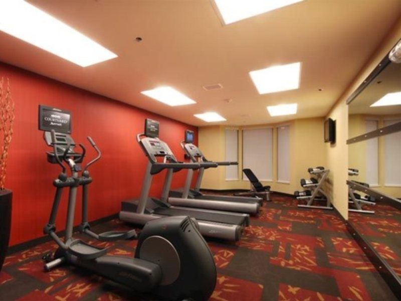 Courtyard By Marriott Jacksonville Airport/ Northeast Bagian luar foto