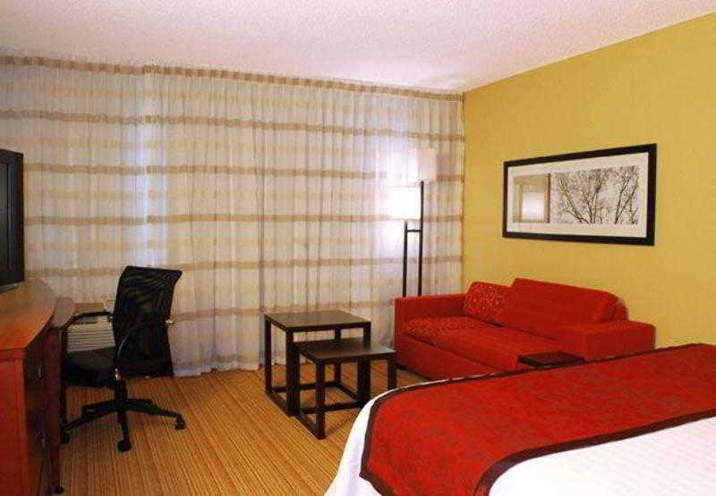 Courtyard By Marriott Jacksonville Airport/ Northeast Bagian luar foto