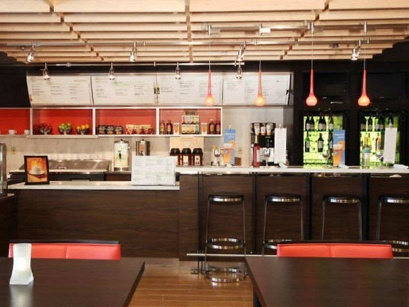 Courtyard By Marriott Jacksonville Airport/ Northeast Bagian luar foto